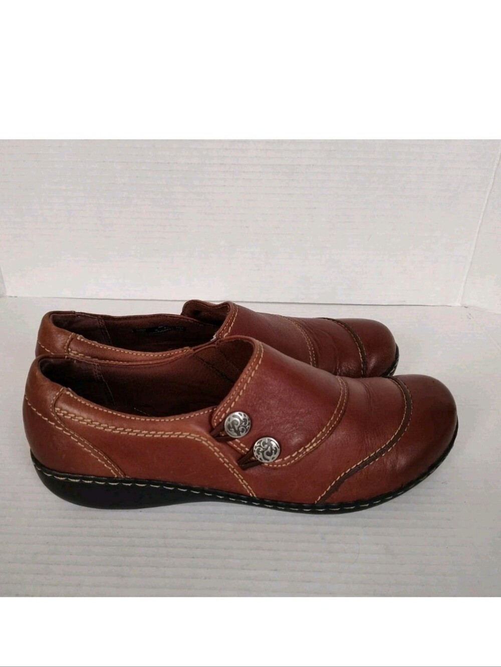 Clarks Ashland Brown Leather Loafers Size 10 Comfort Shoes